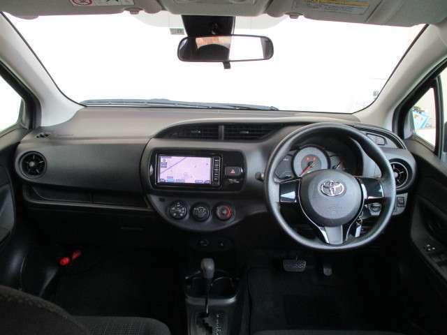 Used Toyota Vitz 2017 model Black color photo: Interior view