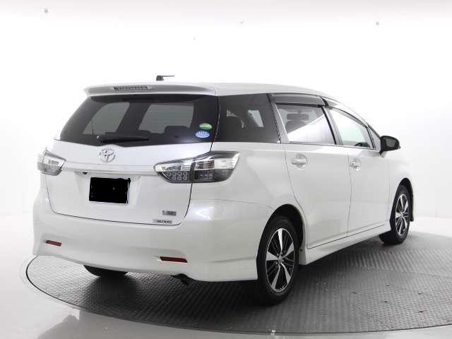 Toyota Wish used car 2014 Model Pearl White colour: Back view