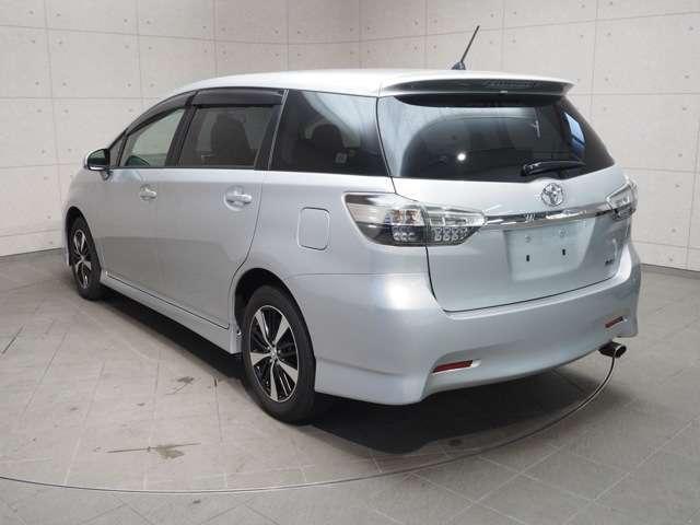 Toyota Wish used car 2014 Model Silver colour: Back view