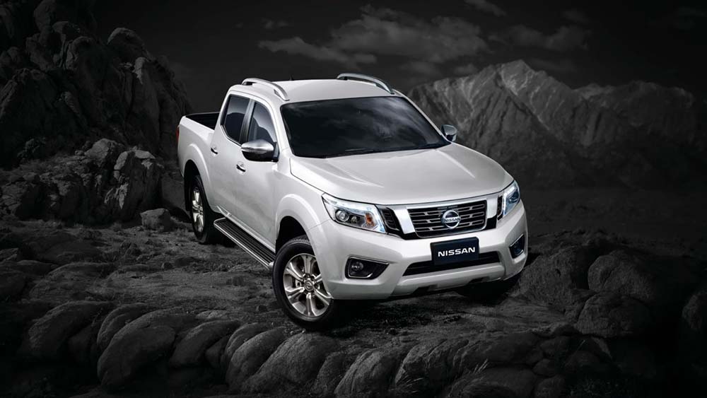 New Nissan Navara Left Hand Drive photo: Front view image