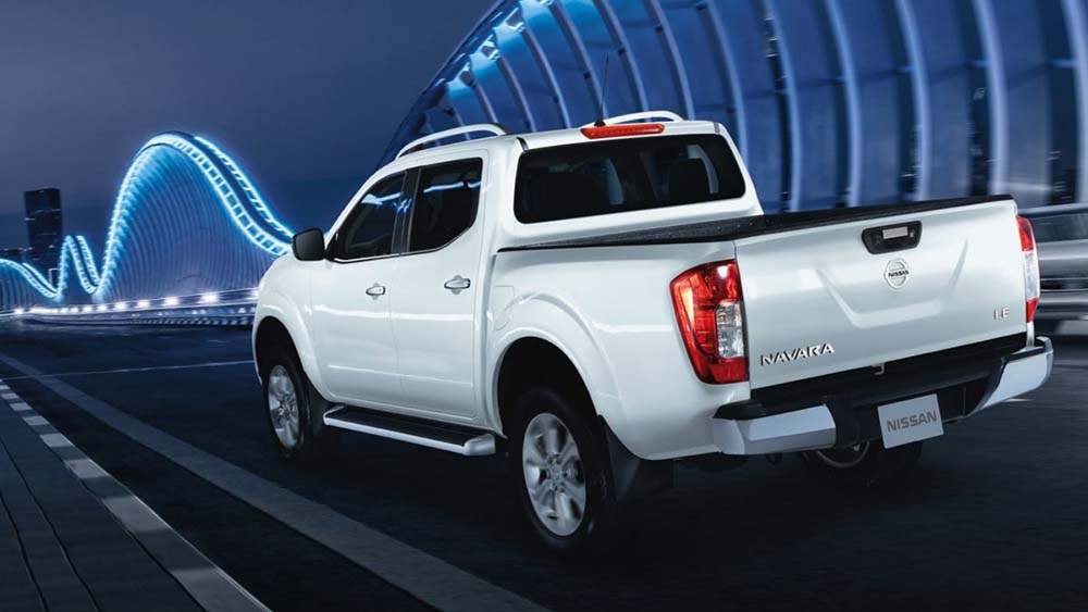 New Nissan Navara Left Hand Drive photo: Back view image