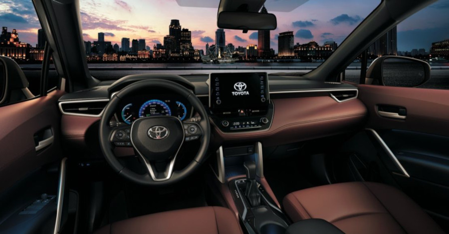 Toyota Corolla Cross Hybrid Left Hand Drive photo: Cockpit view