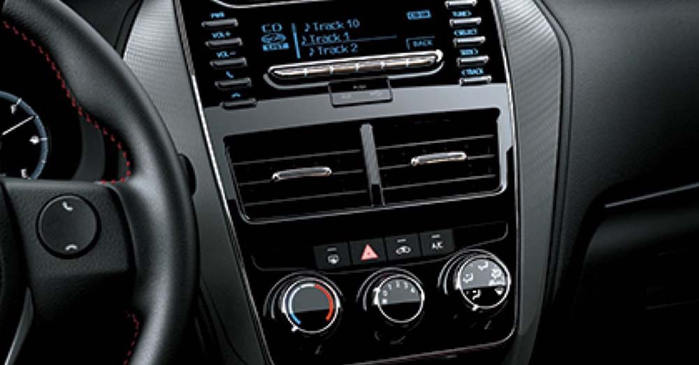 New Toyota Yaris Left Hand Drive photo: Cockpit view image