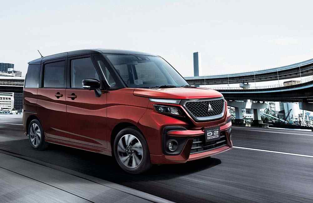 New Mitsubishi Delica D2 Custom Hybrid photo: Front view