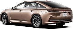 Toyota Crown Sedan Hybrid Z Japan