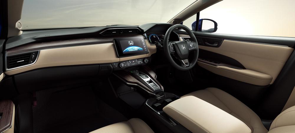 New Honda Clarity PHEV photo: Cockpit image