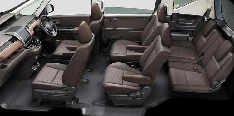 New Honda Freed Hybrid photo: Interior image