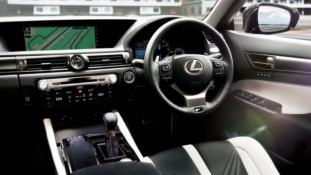 New Lexus GS F photo: Cockpit image