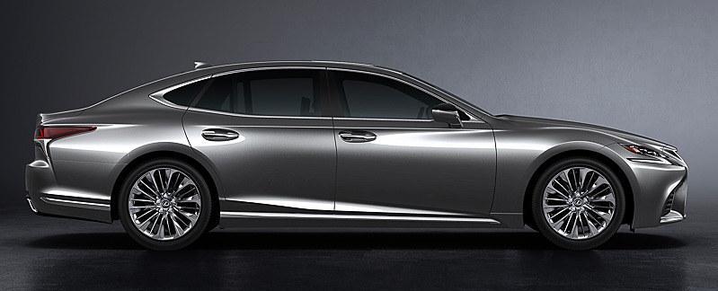New Lexus LS500 picture: Side view