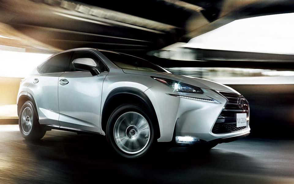 New Lexus NX200t picture: Front photo 3