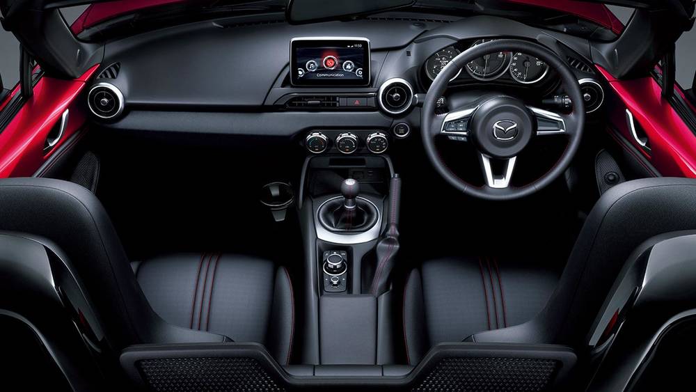 New Mazda Roadster photo: Cockpit view (Driver view)