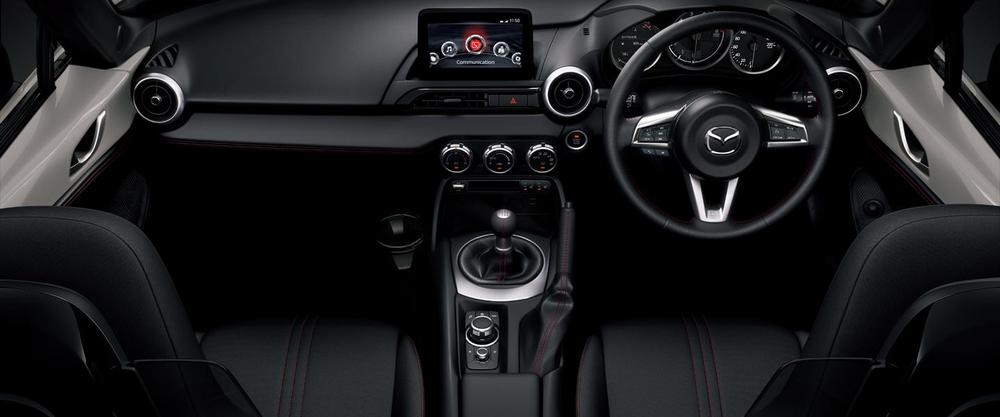 New Mazda Roadster RF photo: Cockpit view