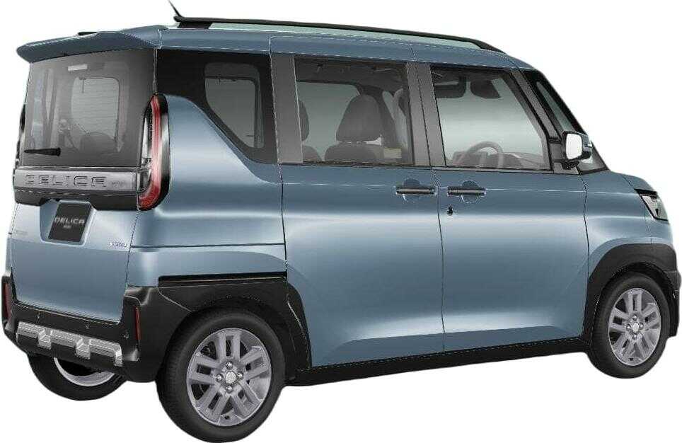 New Mitsubishi Delica photo: Back view image