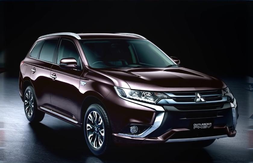 Mitsubishi Outlander PHEV Photo: Front view 4