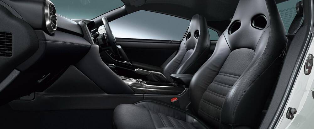 New Nissan GTR photo: Interior view image