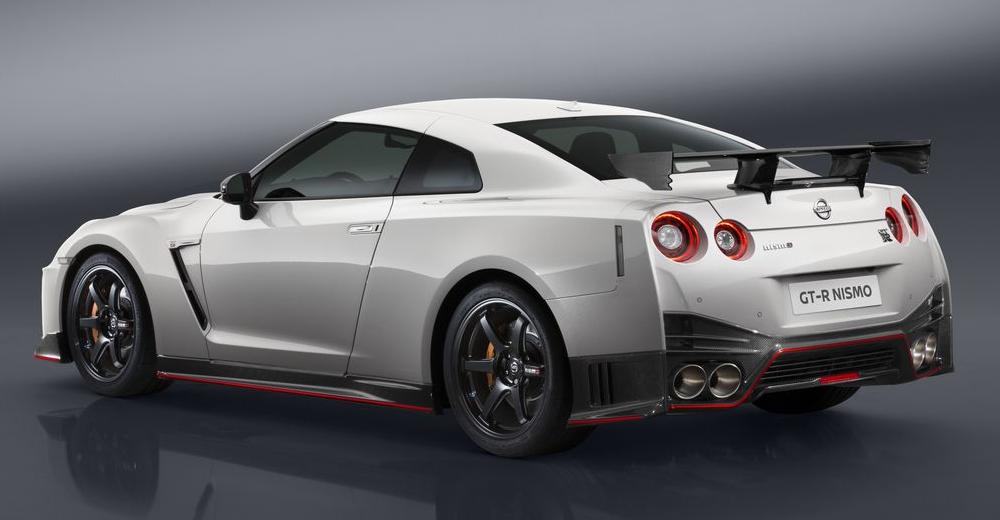 New Nissan GTR Nismo photo: Back (Rear) view 2
