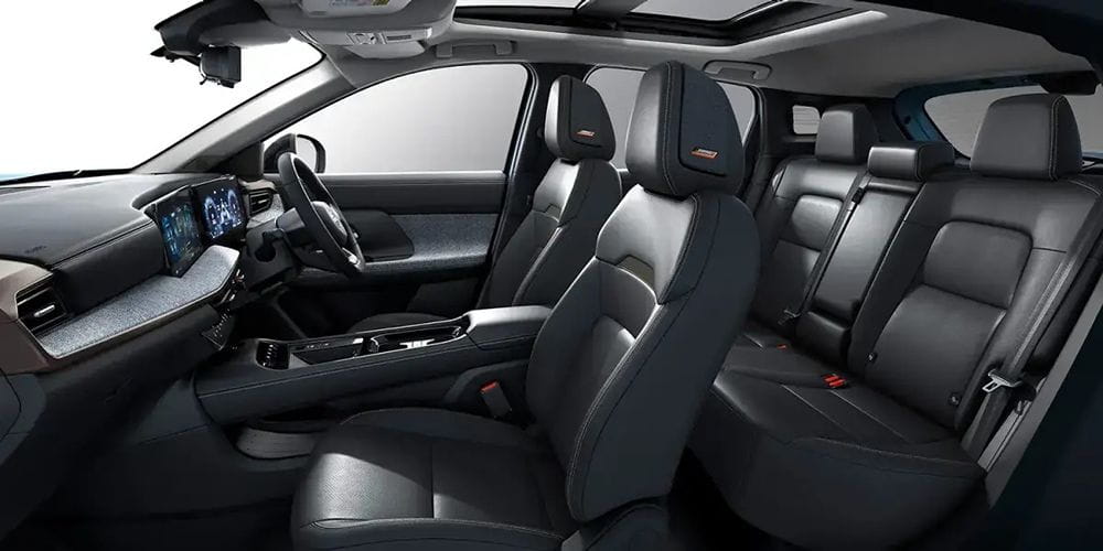Nissan Kicks G e-Power photo: Interior view image (inside picture)
