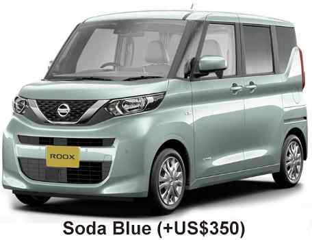 Nissan Roox Color: Soda Blue