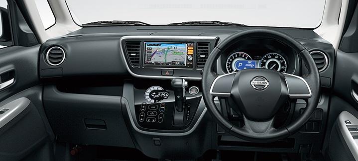 New Nissan Roox Highway Star photo: Cockpit view image