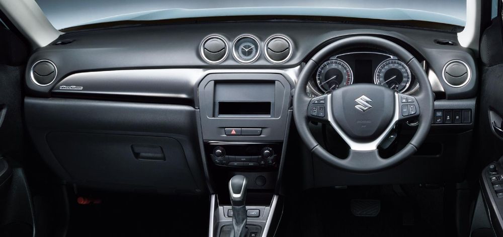 New Suzuki Escudo Hybrid Allgrip photo: Cockpit view image