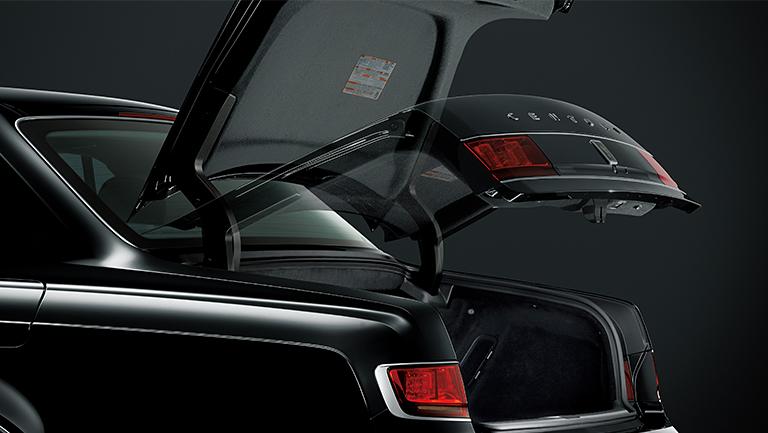 New Toyota Century photo: Power Trunk Lid