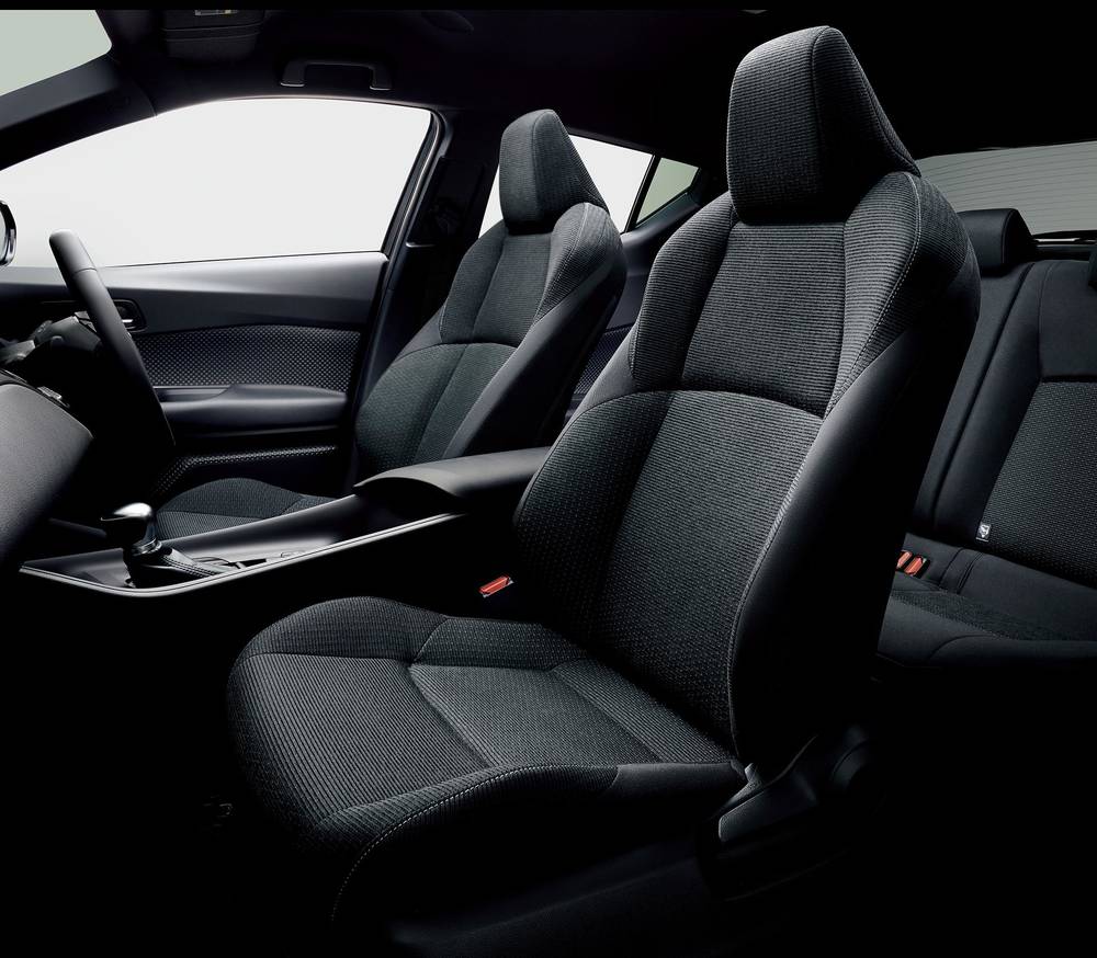 New Toyota C-HR Hybrid photo: Interior view