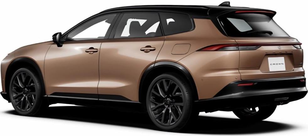 New Toyota Crown Estate photo: Back view image