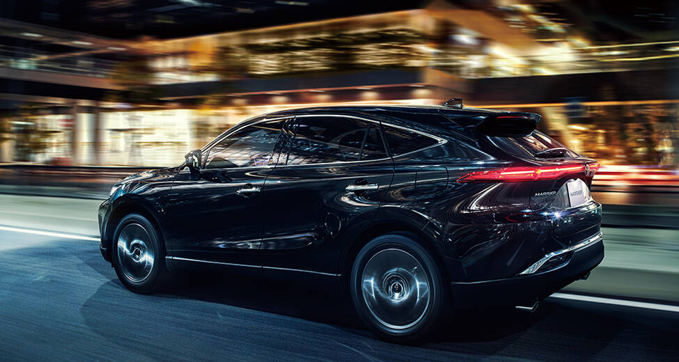 New Toyota Harrier Z Leather Package photo: Back view picture and image