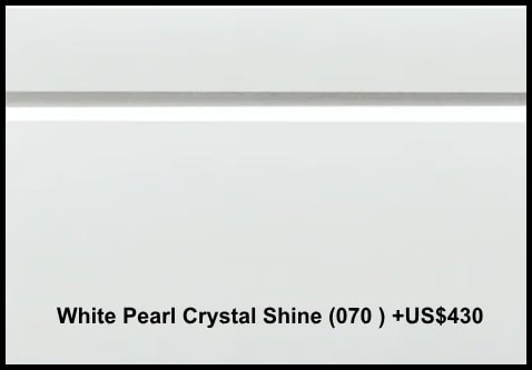 Toyota Hiace Wagon body color: White Pearl Crystal Shine (Color No. 070) option color +US$430