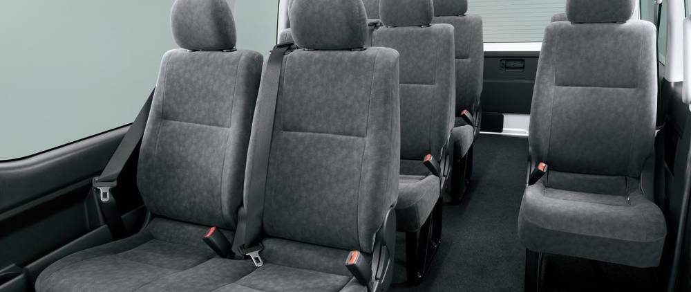 New Toyota Hiace Wagon and Grand Cabin photo : Interior view 1