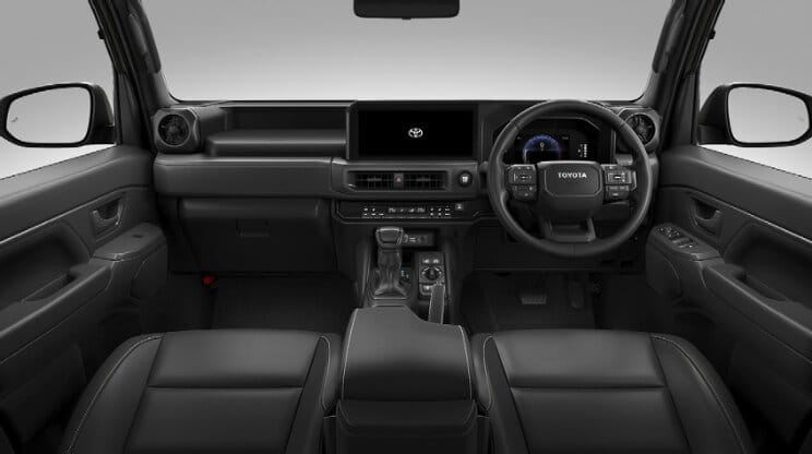 New Toyota Land Cruiser FJ photo: Cockpit view image (FJ Cruiser driver seat picture)