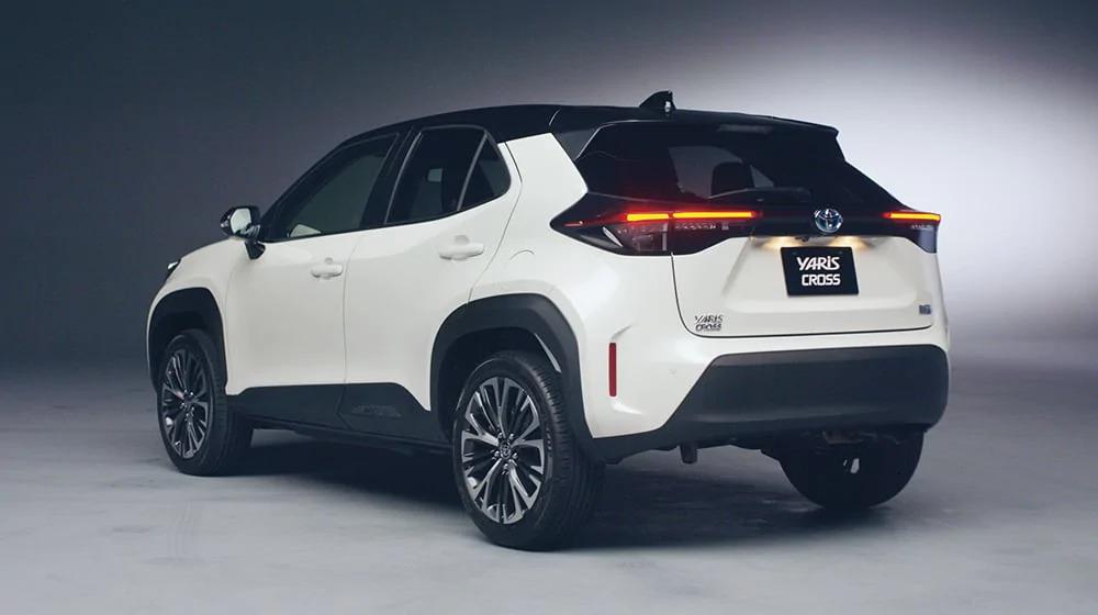 New Toyota Yaris Cross Hybrid Back picture, Rear view photo and Exterior  image