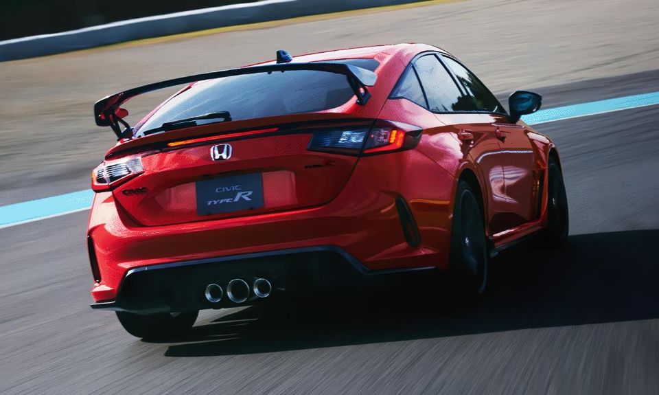 New Honda Civic Type-R Racing Black Package photo: Back view image