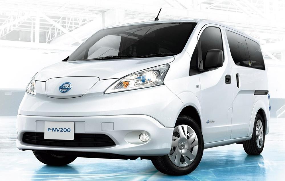 New Nissan E-NV200 Electric Van photo: Front view