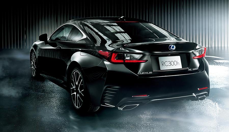 New Lexus RC300h photo: Back view picture