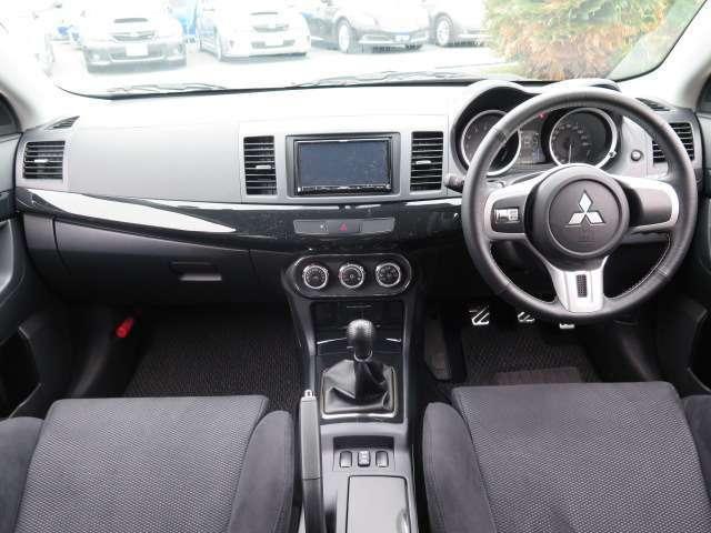 Photo: Used Mitsubishi Lancer Evolution-10, 2014 Model, White color, Interior view