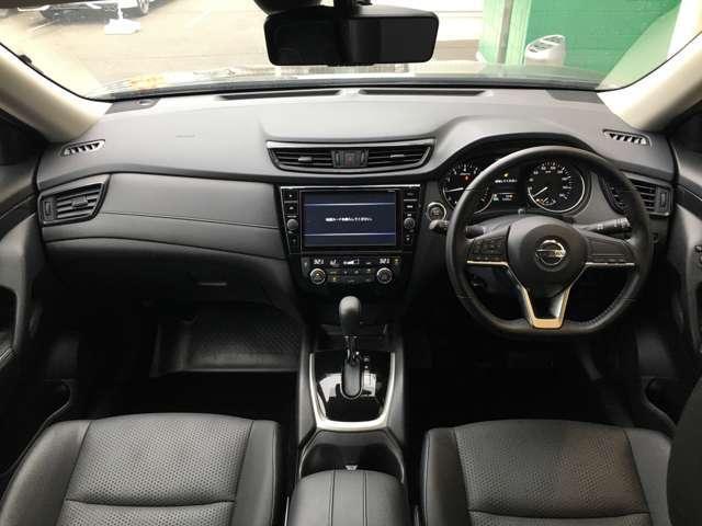 Used Nissan X-Trail 2018 Model Black color photo:  Interior view image