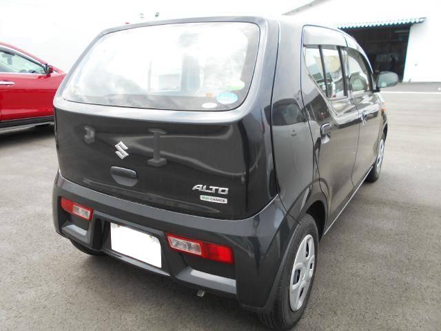 Used Suzuki Alto Black body color 2015 model photo: Back view