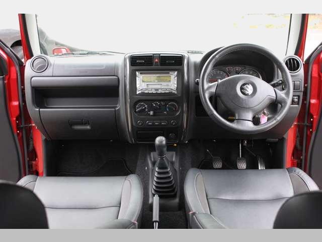 Used Suzuki Jimny, Cross Adventure, Manual Transmission, 2010 Model, Red color photo: interior view