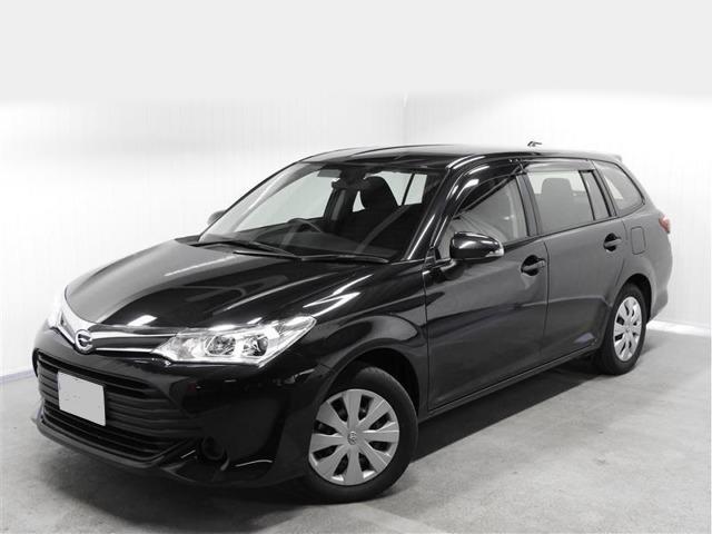 Used Toyota Corolla Fielder 2017 model Black color photo: Front view
