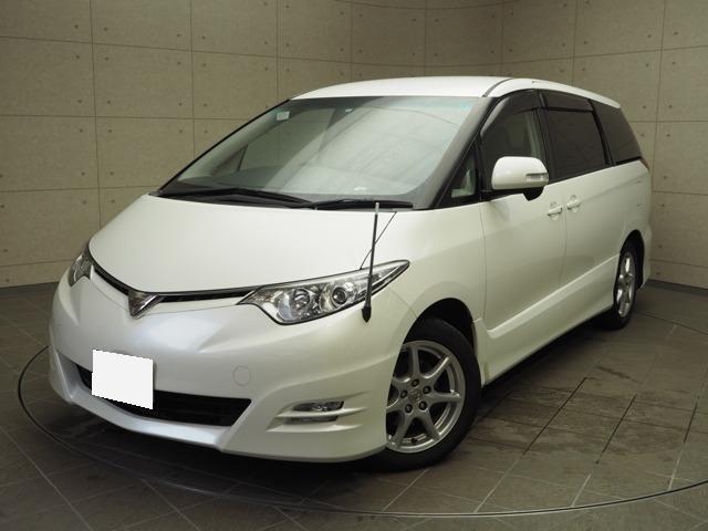 Used Toyota Estima White Pearl body color 2006 model photo: Front view