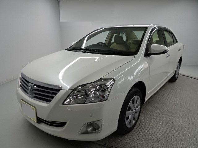 Used Toyota Premio White Pearl body color 2015 model photo: Front view