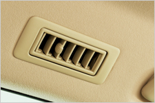 Rear Auto Air Conditioning US$ 1,200